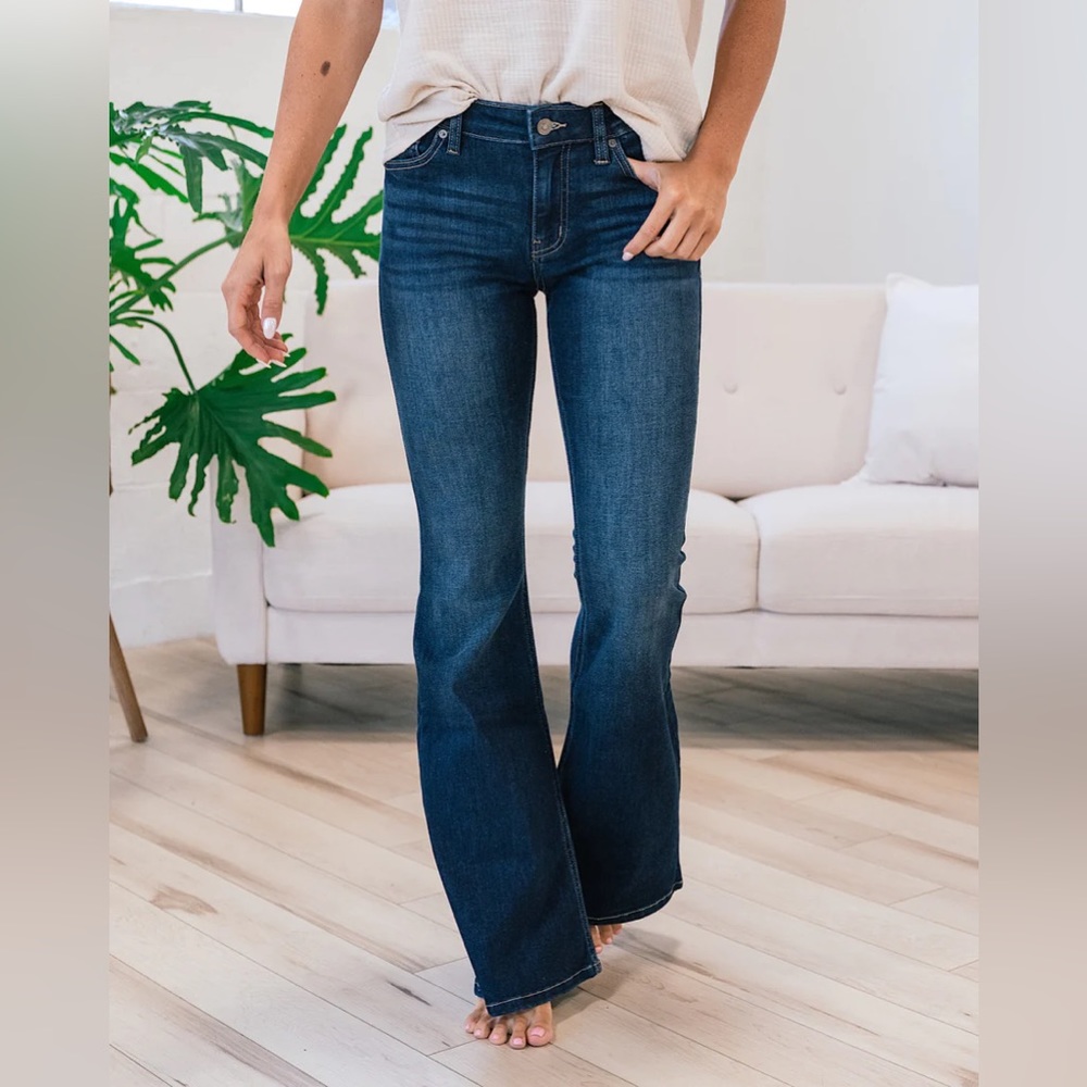 KANCAN DARK WASH FLARE JEANS